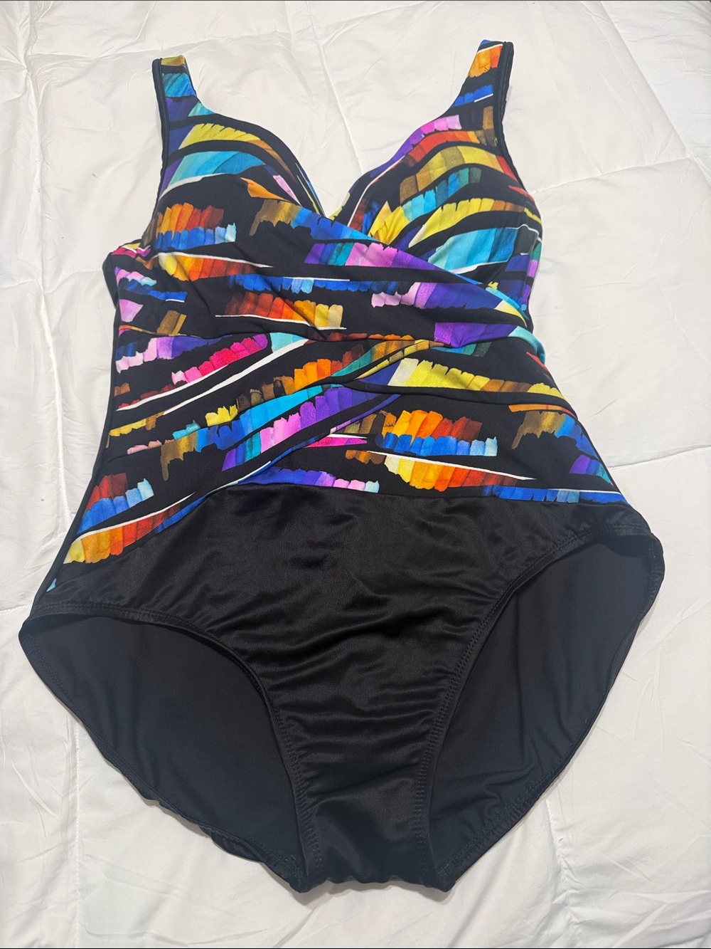 Miraclesuit size 16 Women’s Black One-Piece Swimsuit